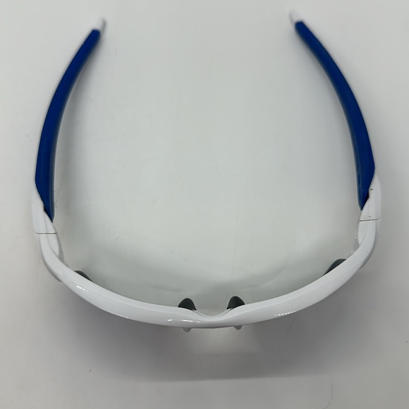 Oakley Flax 2.0 Sunglasses - Picture 6 of 6